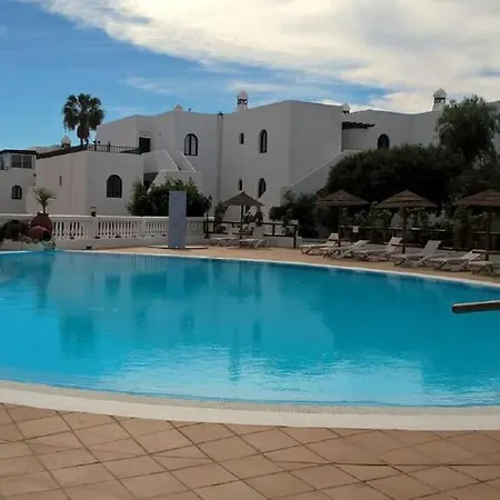 52 Costa Teguise